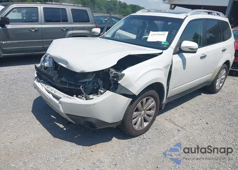 2011 Subaru Forester 2.5X Touring z USA, uszkodzony, nr VIN JF2SHAHC8BH765730